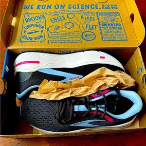 Brooks Ghost Max, Women’s, NIB
